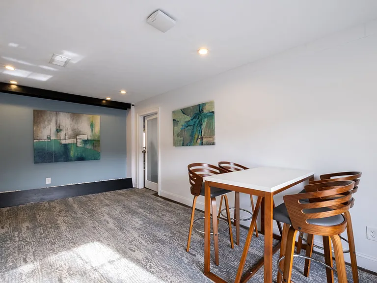 The Lake House at Martins Landing — Photo 38