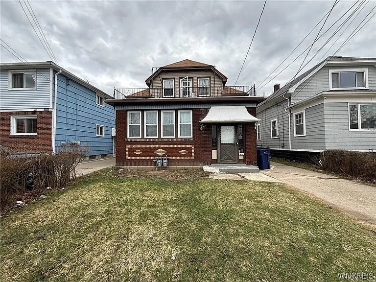 110 Gerald Ave — Photo 1
