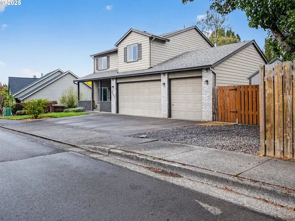 1221 SE Ironwood Ln, Gresham, OR 97080