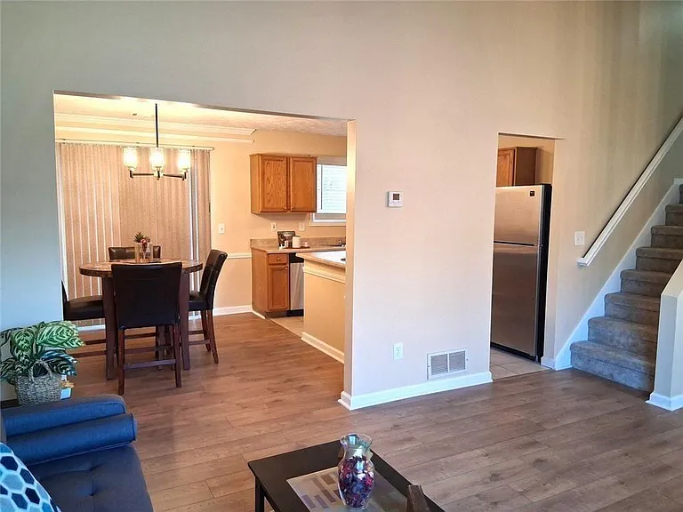 6543 Alford Way — Photo 11