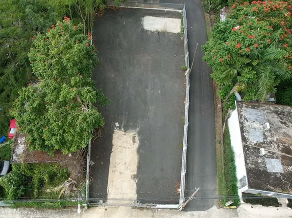 Calle Ongay Bo Pueblo #19, Bayamon, PR 00961