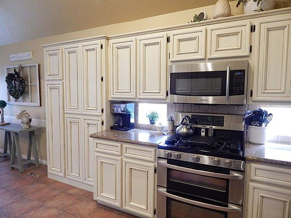 4th image of 1712 Avenue M