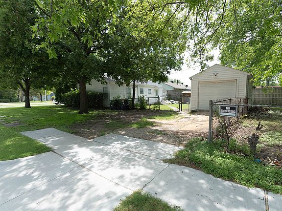 2nd image of 7419 Lake June Rd