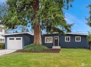 15605 SE 8th Street, Bellevue, WA 98008