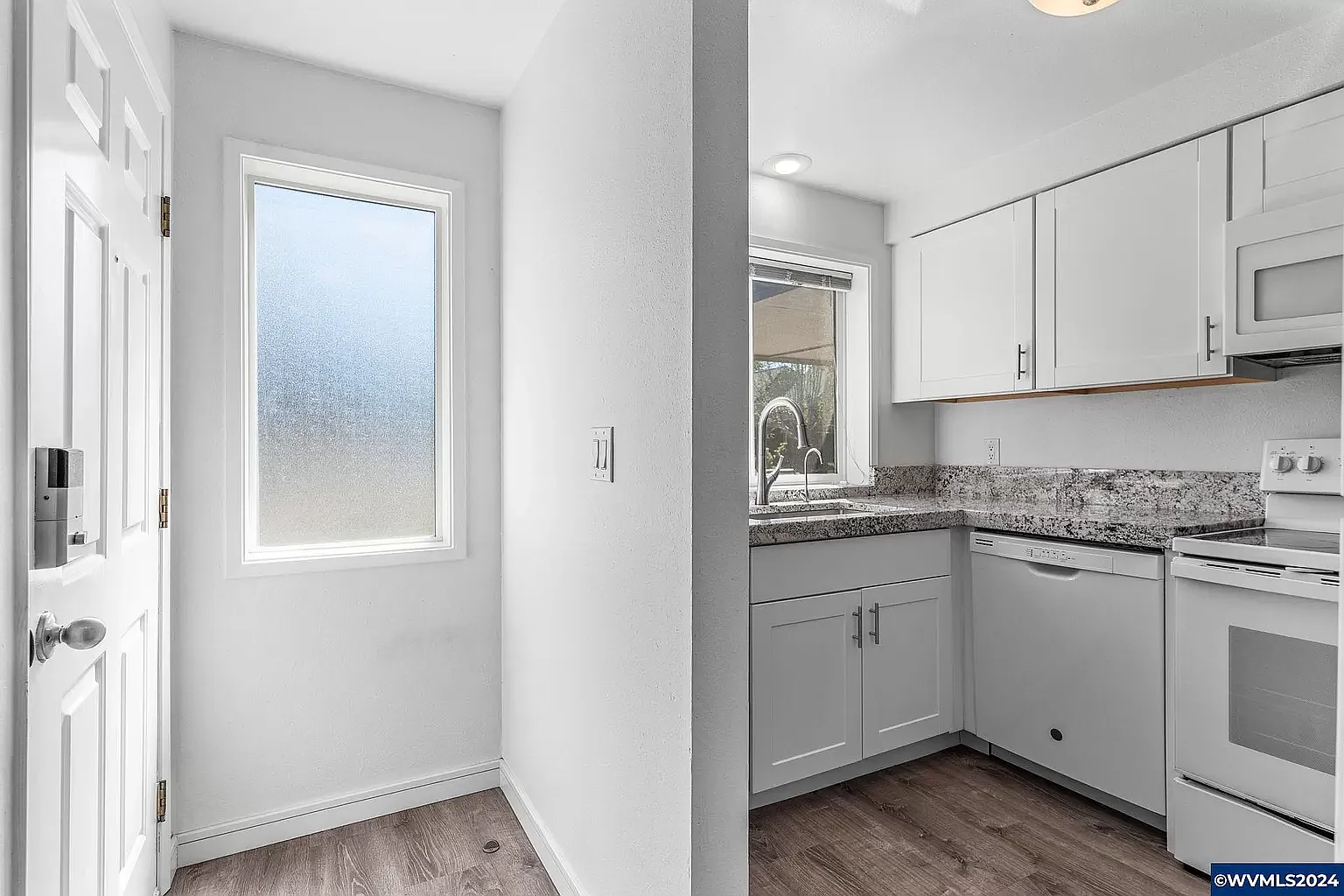1 bed, 1134 sqft, $900 — Photo 3