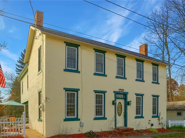 506 Main St, Harmony, PA 16037