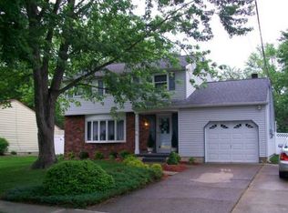 1634 Pin Oak Rd, Williamstown, NJ 08094