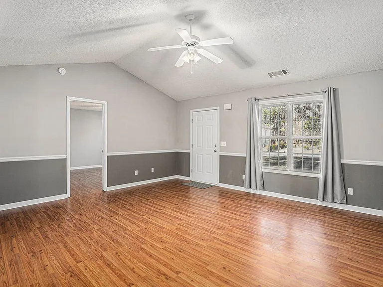 192 Conifer Ln — Photo 6