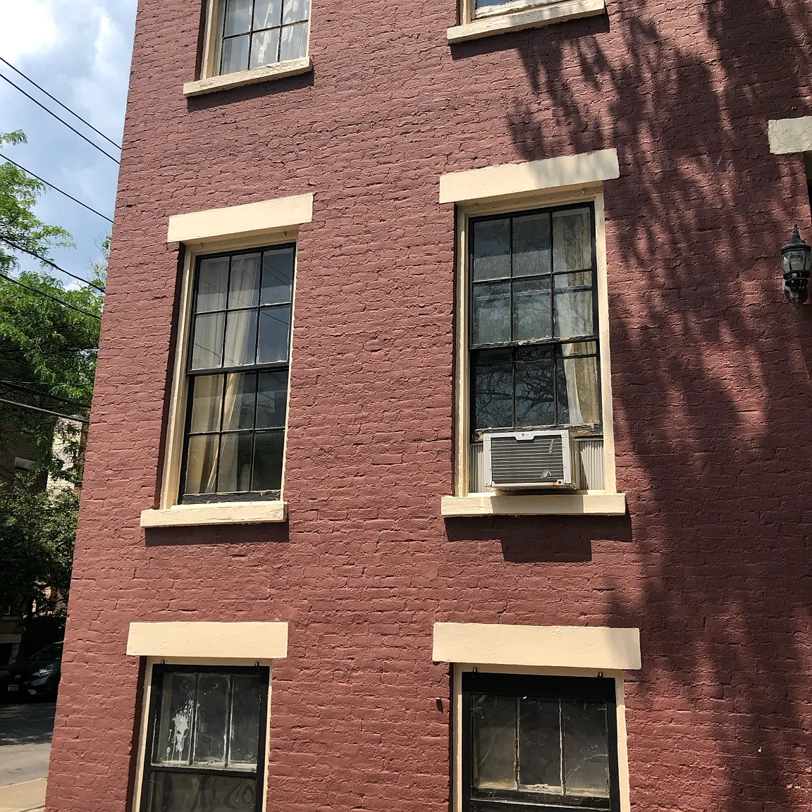 41 Dove St - Main House — Photo 2