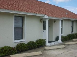 12610 Henderson Rd, Tampa, FL 33625