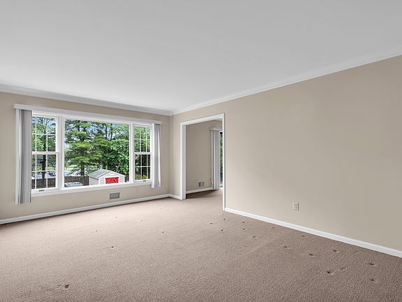 5th image of 260 Prospect St APT 9