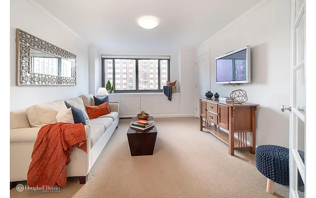 Sold by Douglas Elliman | media 33