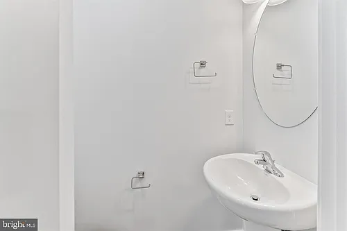 147 Olga Dr Photo 1