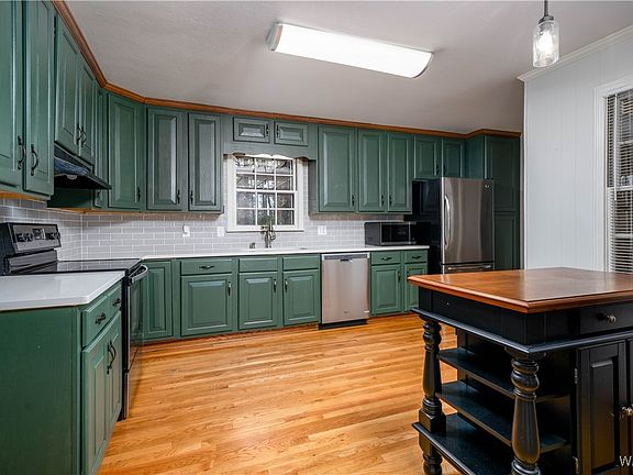 3rd image of 5306 Indian Springs Ave