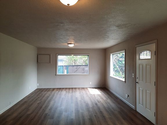 5th image of 64 N James Ave