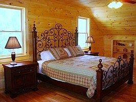 3rd image of 328 Wades Ln