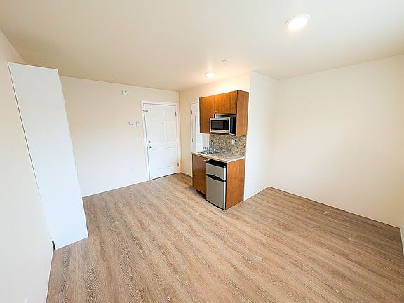 3rd image of 8525 163rd Ct NE APT 504
