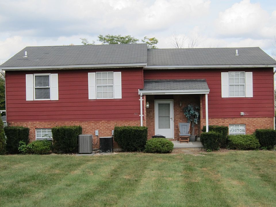 1st image of 200 Wyndcrest Ct