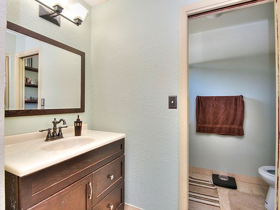 5th image of 8416 Loire Ct