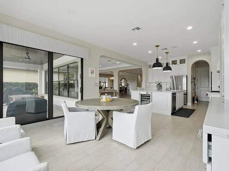 11415 Watercrest Cir E — Photo 9