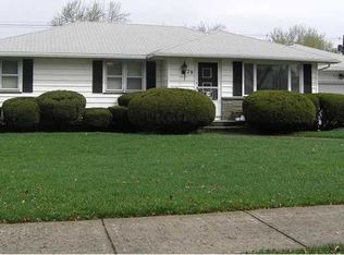 28 Stanridge Ct, Rochester, NY 14617