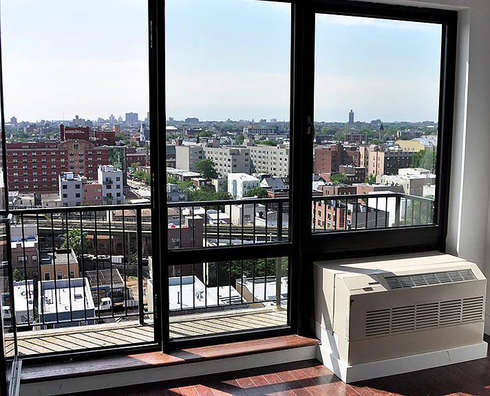 991 Willoughby Ave #10C — Photo 5