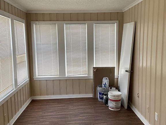 3rd image of 5020 Crowley St