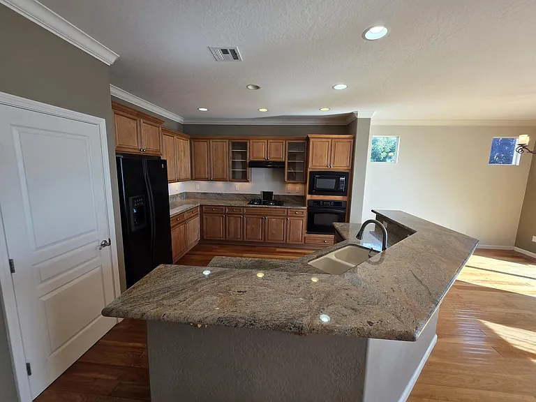 1640 Autumn Valley Ct — Photo 4
