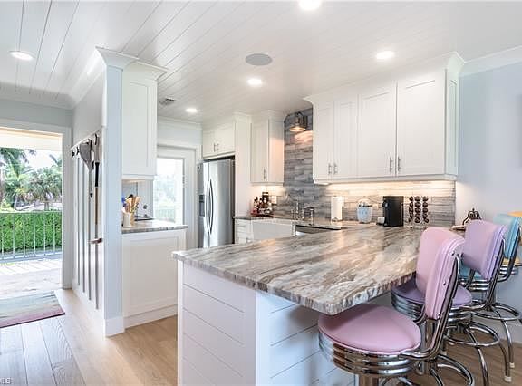 3rd image of 428 12th Ave S Unit C