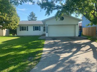 3314 Village Green Dr, Moorhead, MN 56560