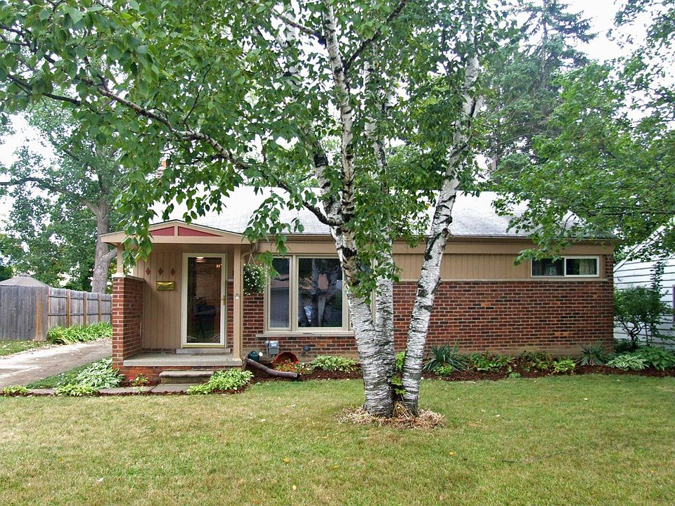 1st image of 31616 Folkstone Dr