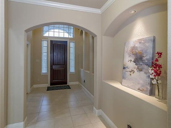 3rd image of 10721 Parnell Dr
