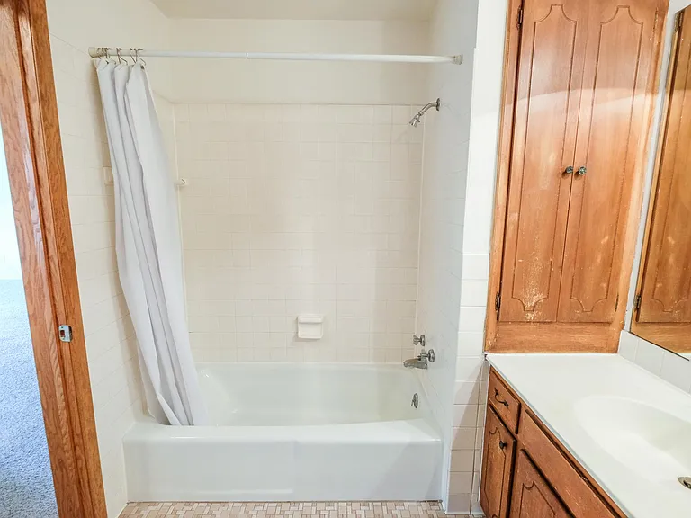 Grand Place Apartments — Photo 15