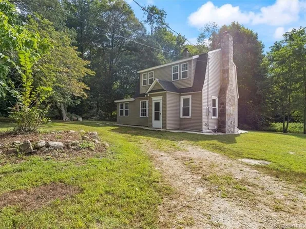 1502 Route 163, Montville, CT 06370