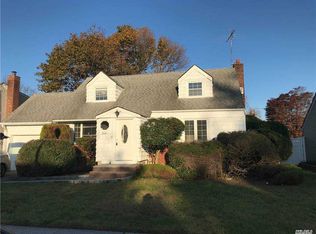 269 Peters Ave, East Meadow, NY 11554