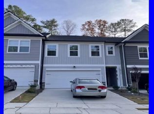 6939 Doddridge Ln, Cary, NC 27519