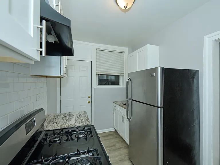6322 N Albany Ave #1W — Photo 11