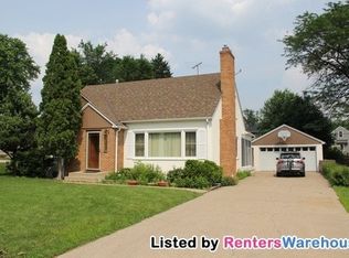 3249 Blackstone Ave S, Saint Louis Park, MN 55416