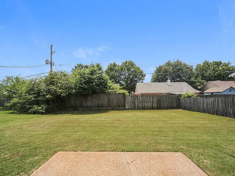 7571 Spring Morning Ct — Photo 18