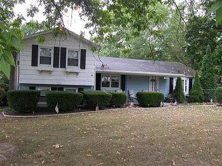 1st image of 96 Woodside Dr