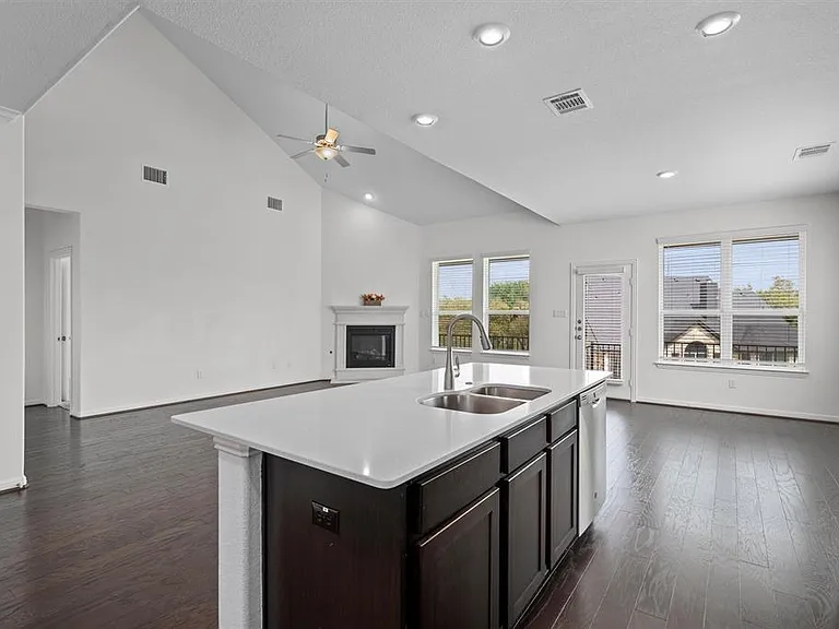 236 Prato Pl — Photo 16