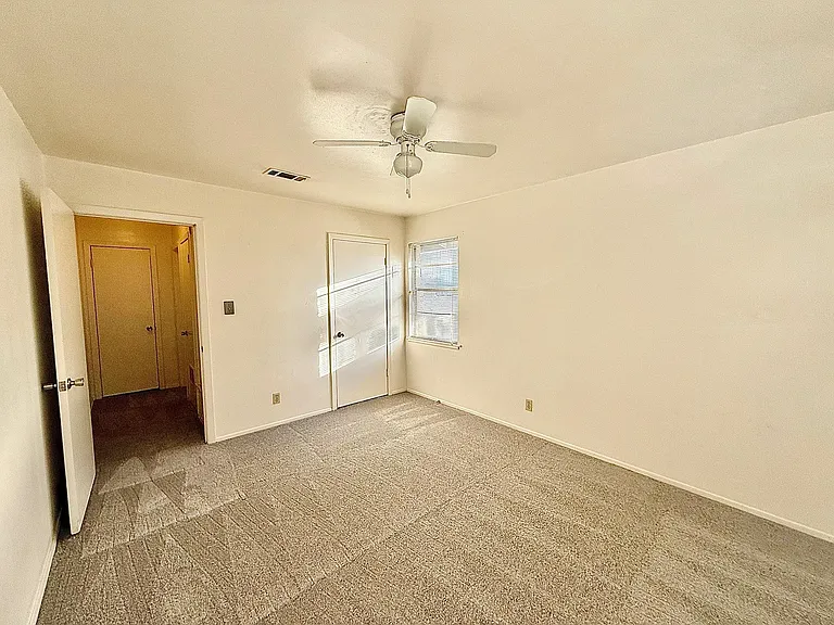 2411 S 5th St #4 — Photo 7