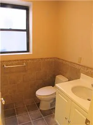 Sold by R New York | media 3