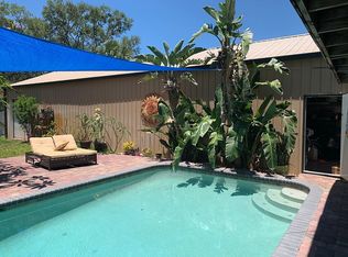 8253 Forest Cir, Seminole, FL 33776