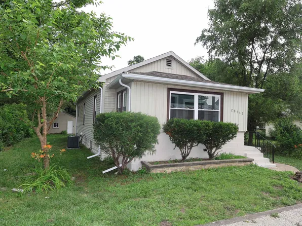 28147 La Rue St, Elkhart, IN 46516