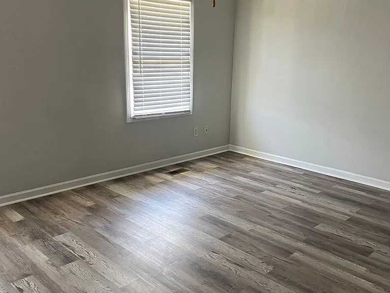 5213 Falling Creek Ln — Photo 8