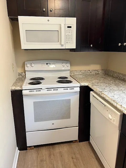 2 bed, 2.5 bath, 1100 sqft, $1,450 — Photo 4