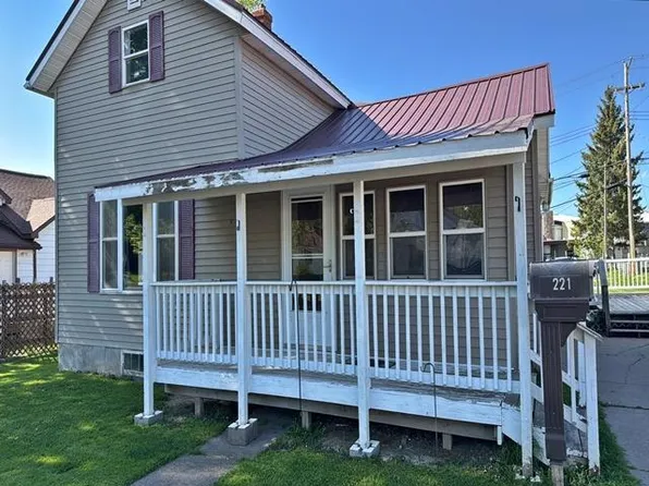 221 W 4TH STREET, Neillsville, WI 54456