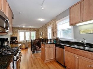 2541.5 Prairie Ave #1N, Evanston, IL 60201