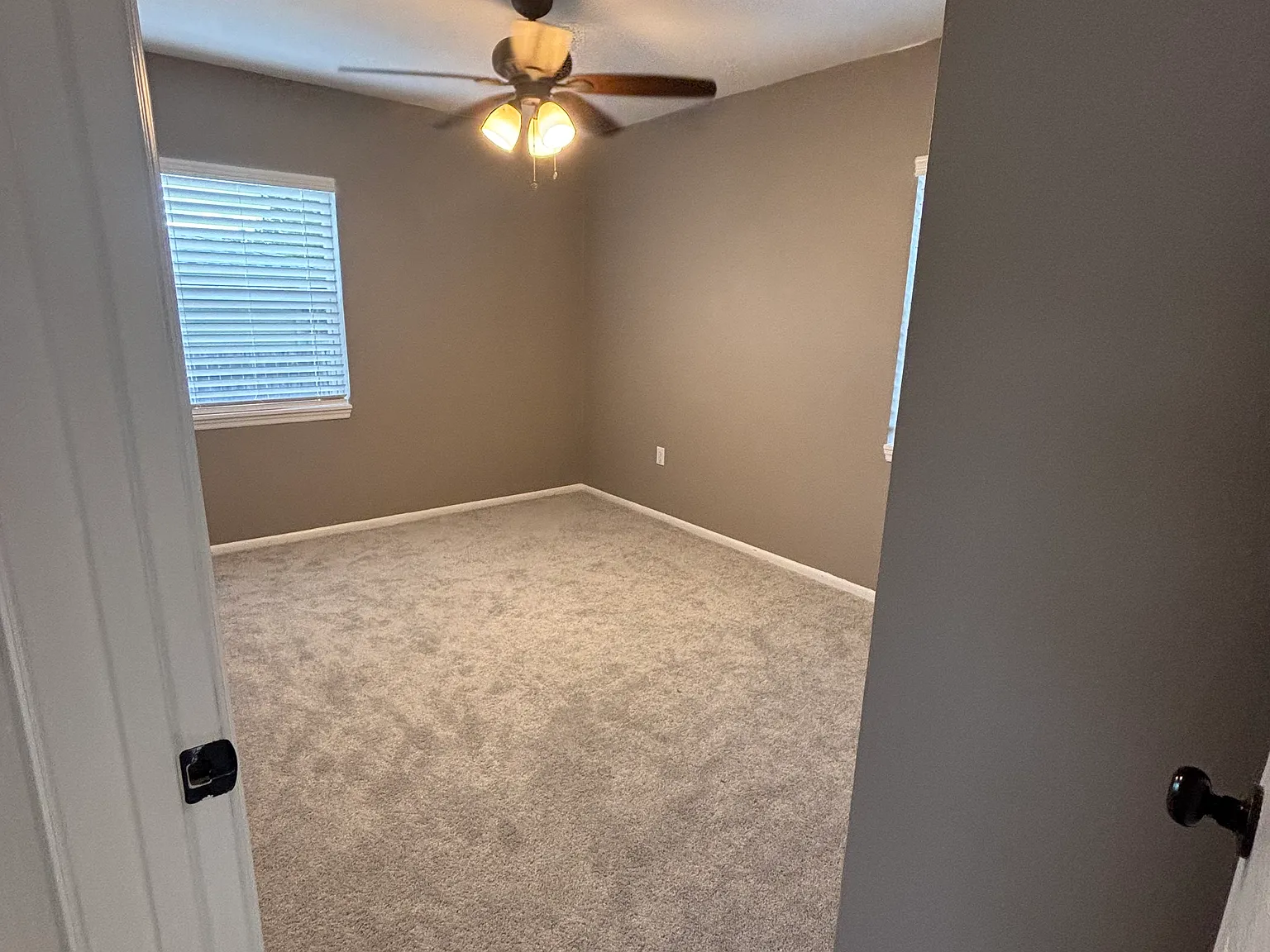 4 bed, 1496 sqft, $3,000 — Photo 4